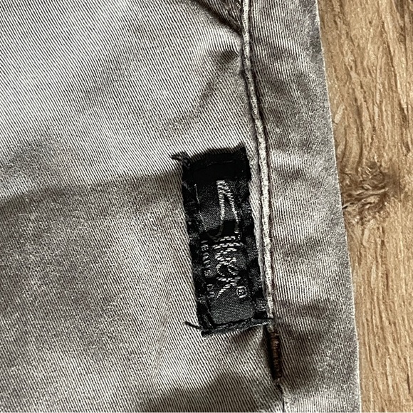 Menโs Silver Jogger Ash Brown Colored Size Large - Picture 8 of 14